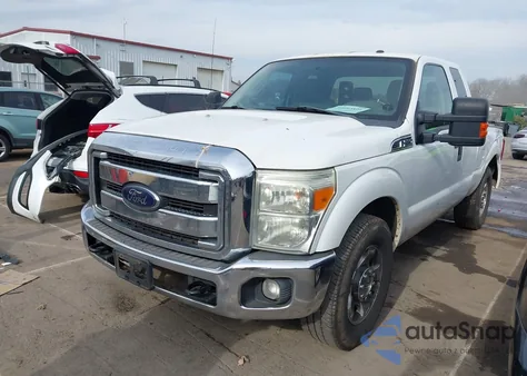 2012 Ford F-250 Xlt z USA, uszkodzony, nr VIN 1FT7X2A65CEC20752